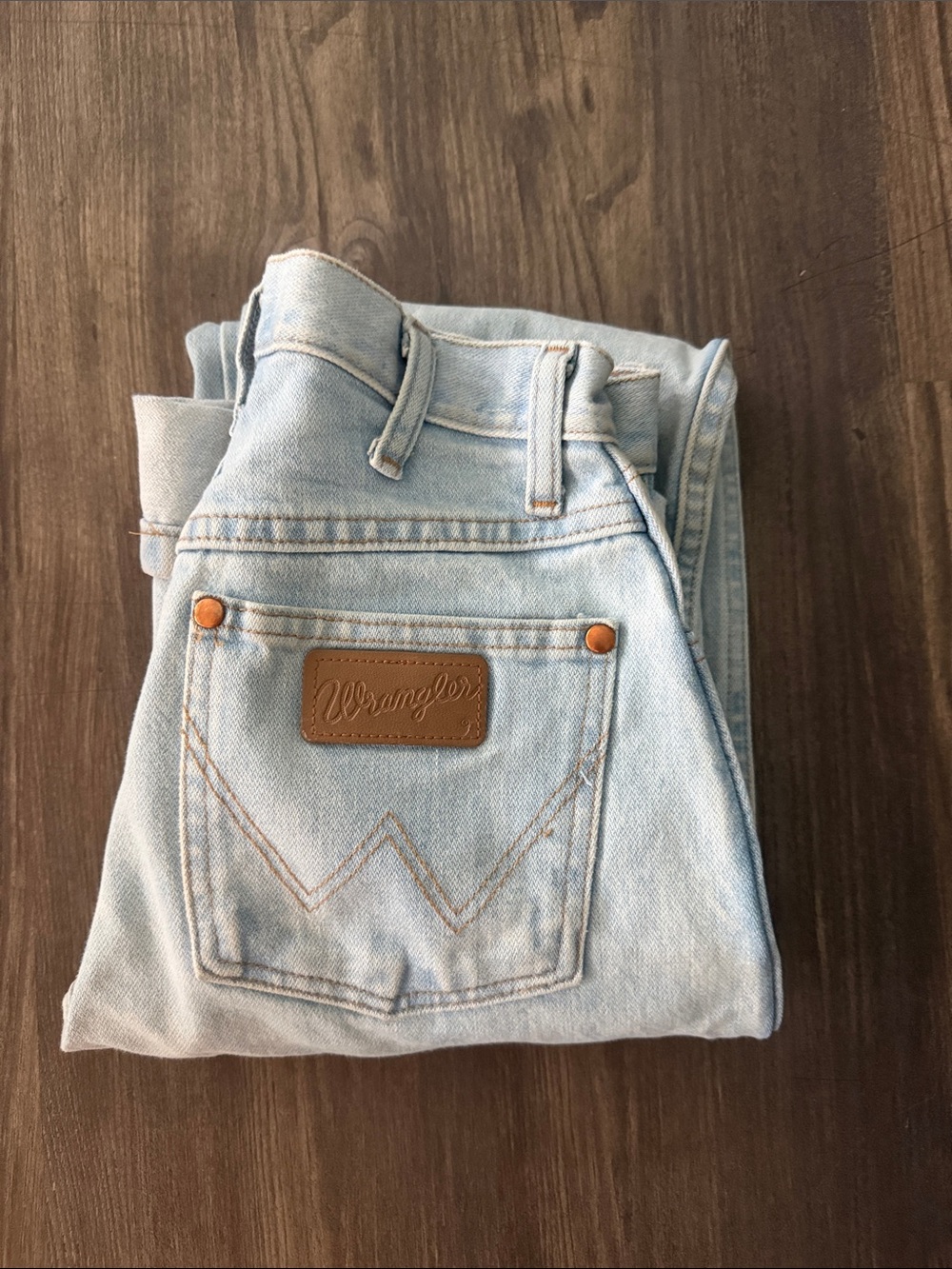 Wrangler Light Blue Straight Leg Women’s Jeans